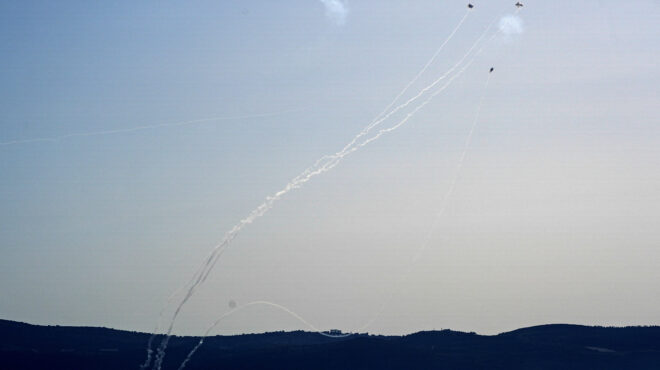 η-χεζμπολάχ-εκτόξευσε-200-ρουκέτες-κατά-563109484