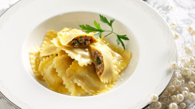 κυπριακές-ραβιόλες-αλλά-με-κιμά-γαλοπ-563109214