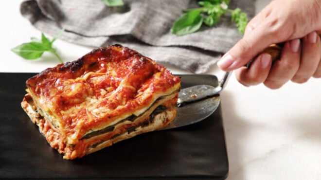λαζάνια-με-μελιτζάνες-και-ξινομυζήθρ-563114002