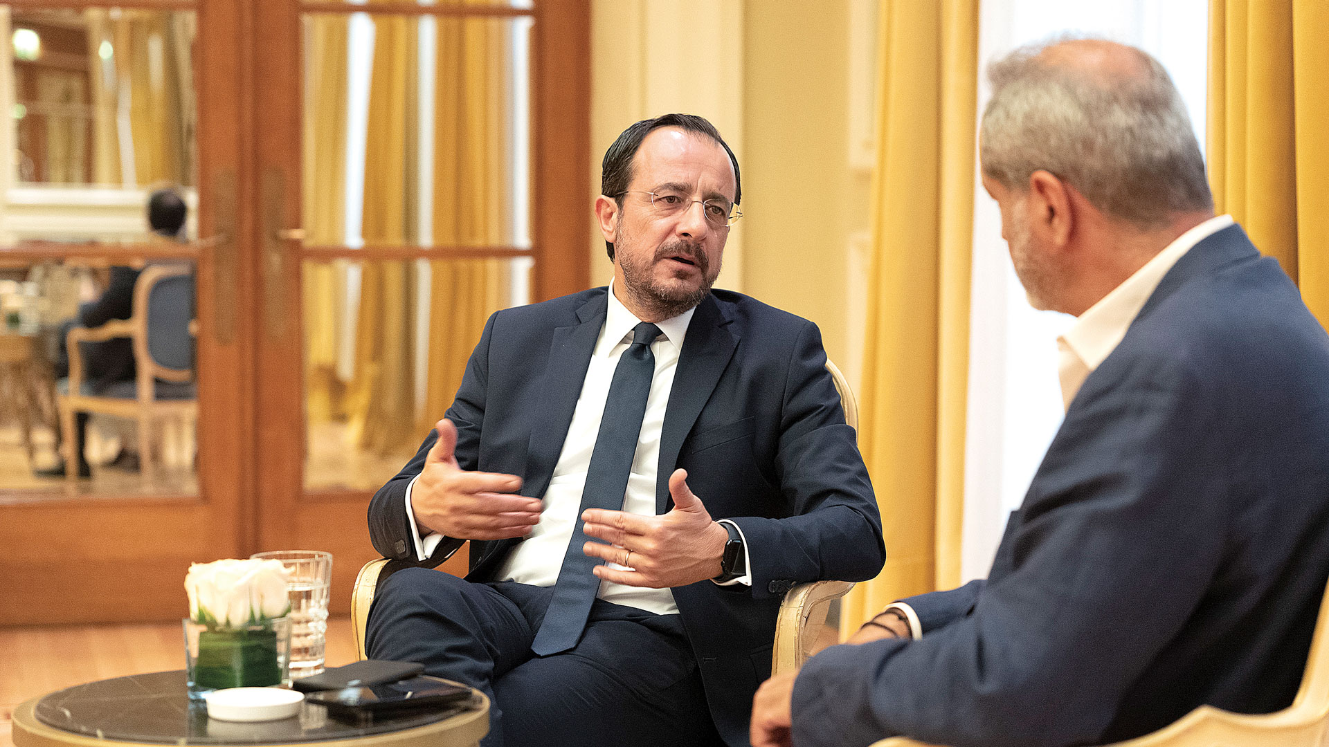 Διαβάστε στην «Καθημερινή της Κυριακής»-2