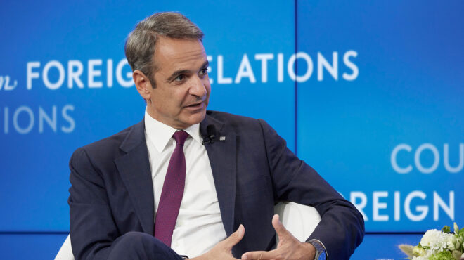 ανταλλαγή-πολιτικών-πυρών-για-τον-εξο-563121460