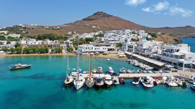 φωτιά-στο-real-estate-των-κυκλάδων-563148124