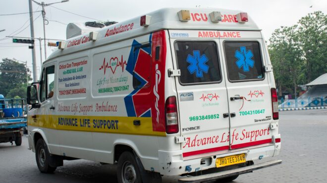 ινδία-στους-116-οι-νεκροί-από-ποδοπάτη-563106241