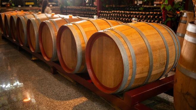 τέλος-εποχής-για-την-οινοποιία-τσάντα-563145538