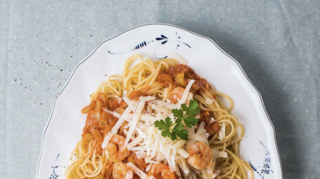 μακαρονάδα-με-γαρίδες-σαγανάκι-563139541