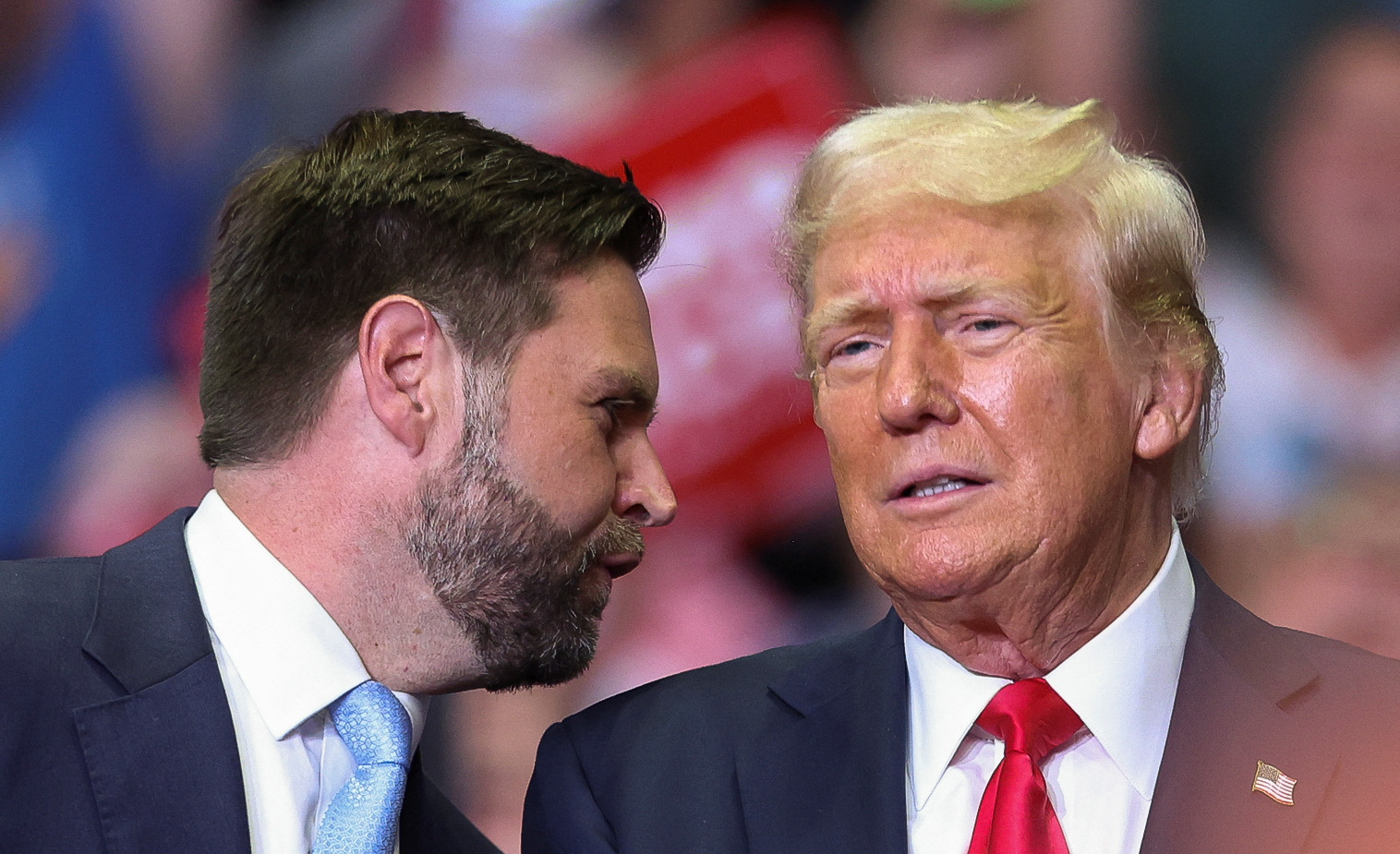 Σε αχαρτογράφητα νερά οι Δημοκρατικοί – To «στοίχημα» της Κάμαλα Χάρις και τα εμπόδια-4