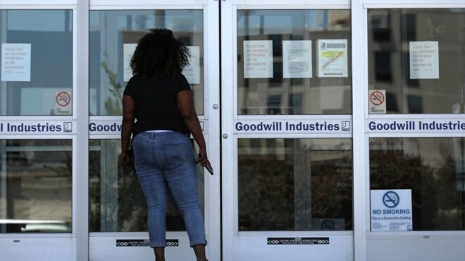 ηπα-θέσεις-εργασίας-και-μετανάστευση-563143282