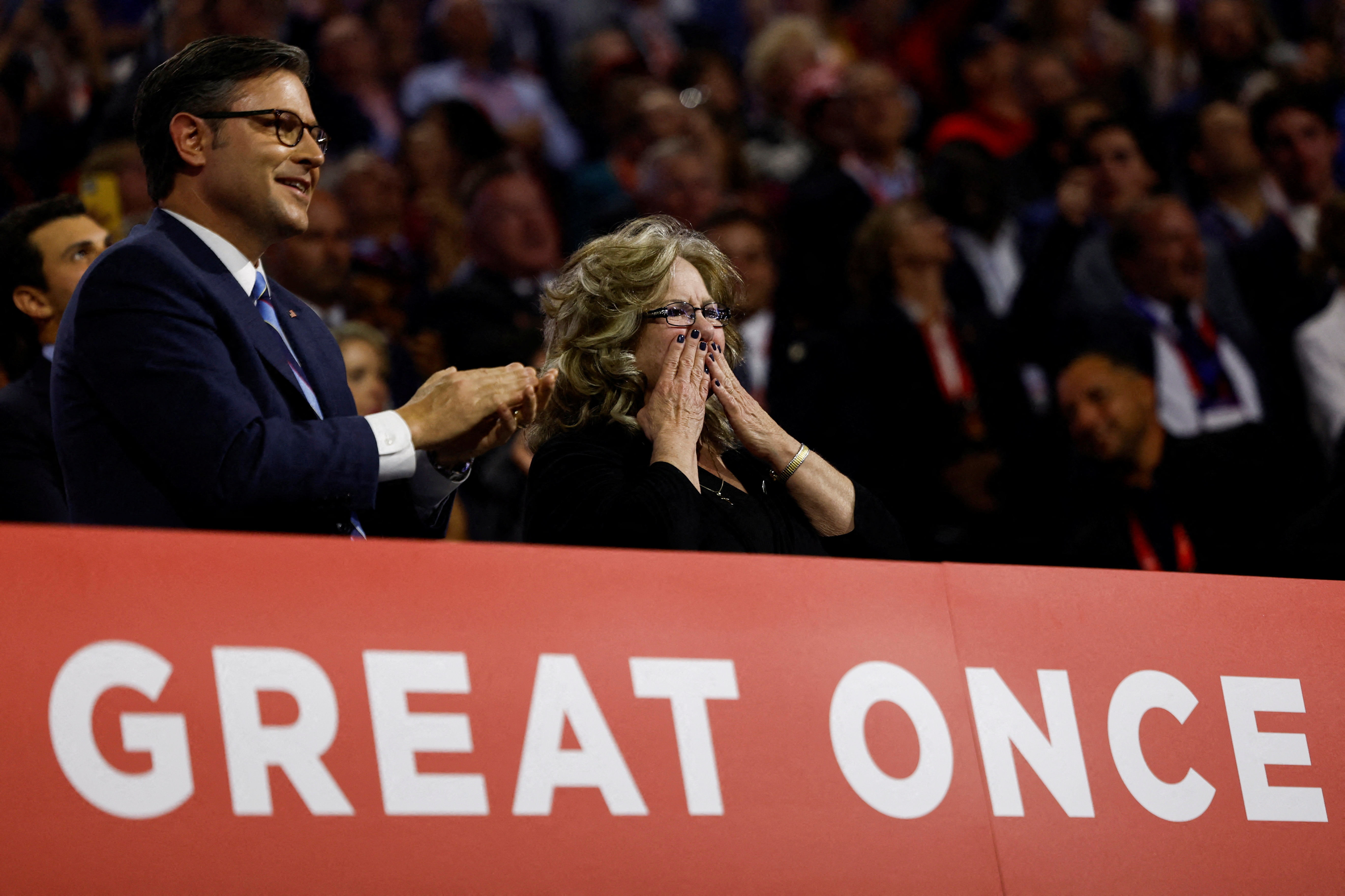 Ντεμπούτο του Βανς με επίθεση στον Μπάιντεν και άνοιγμα προς τους «ξεχασμένους» Αμερικανούς-1