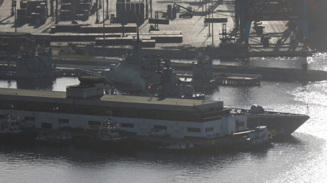 τα-ρωσικά-πολεμικά-πλοία-έφτασαν-σε-λι-563107297