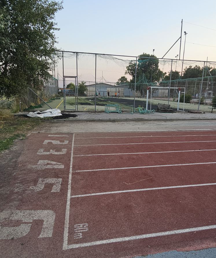 Προπόνηση για τους Ολυμπιακούς σε χωράφια, αγροικίες και υπόγεια-4