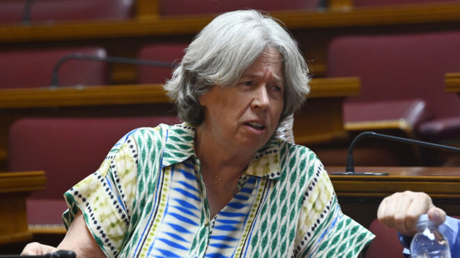 αθηνά-λινού-δεν-παραδίδω-την-έδρα-μου-563192104