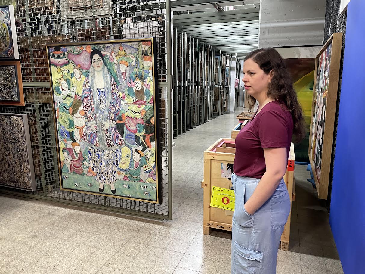 Τι γυρεύουν ο Κλιμτ, ο Πόλοκ και ο Πικάσο στο υπόγειο;-4