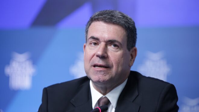 το-δημόσιο-θα-απαντά-υποχρεωτικά-στου-563186284