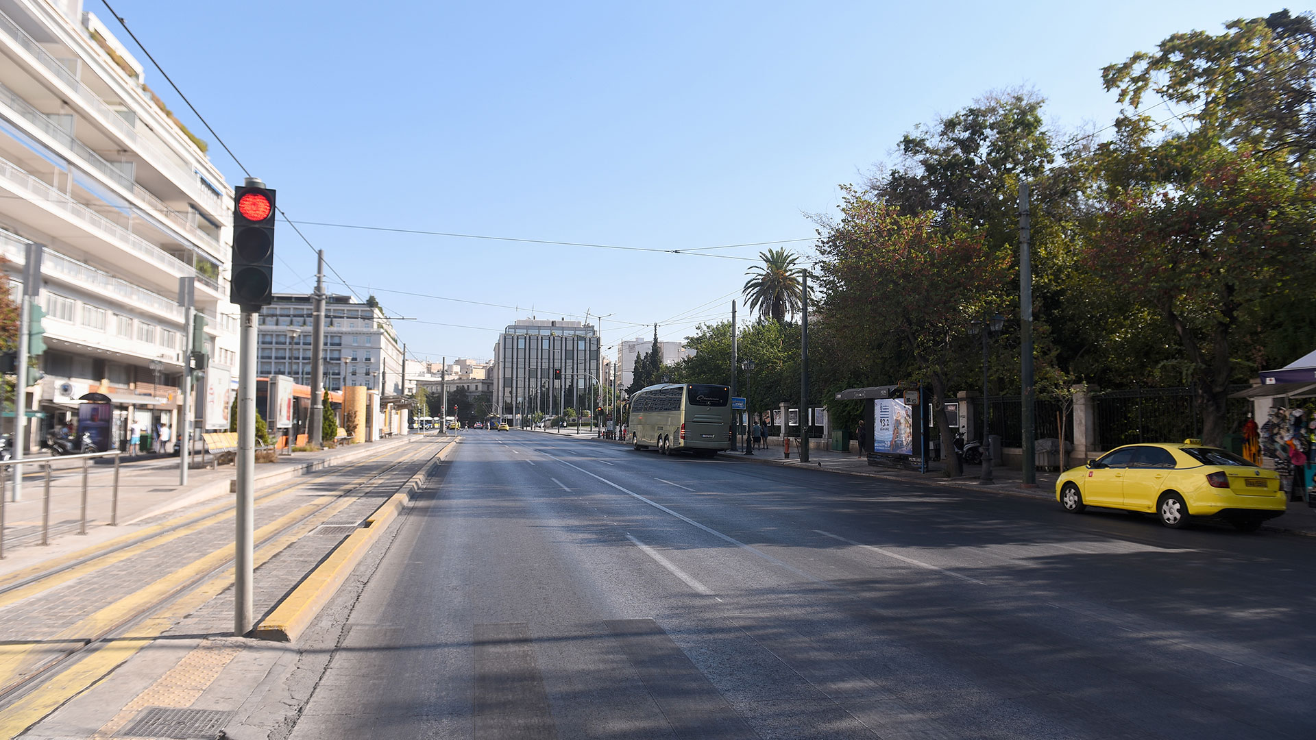 Δεκαπενταύγουστος: Η άδεια Αθήνα μέσα από δέκα κλικ-6