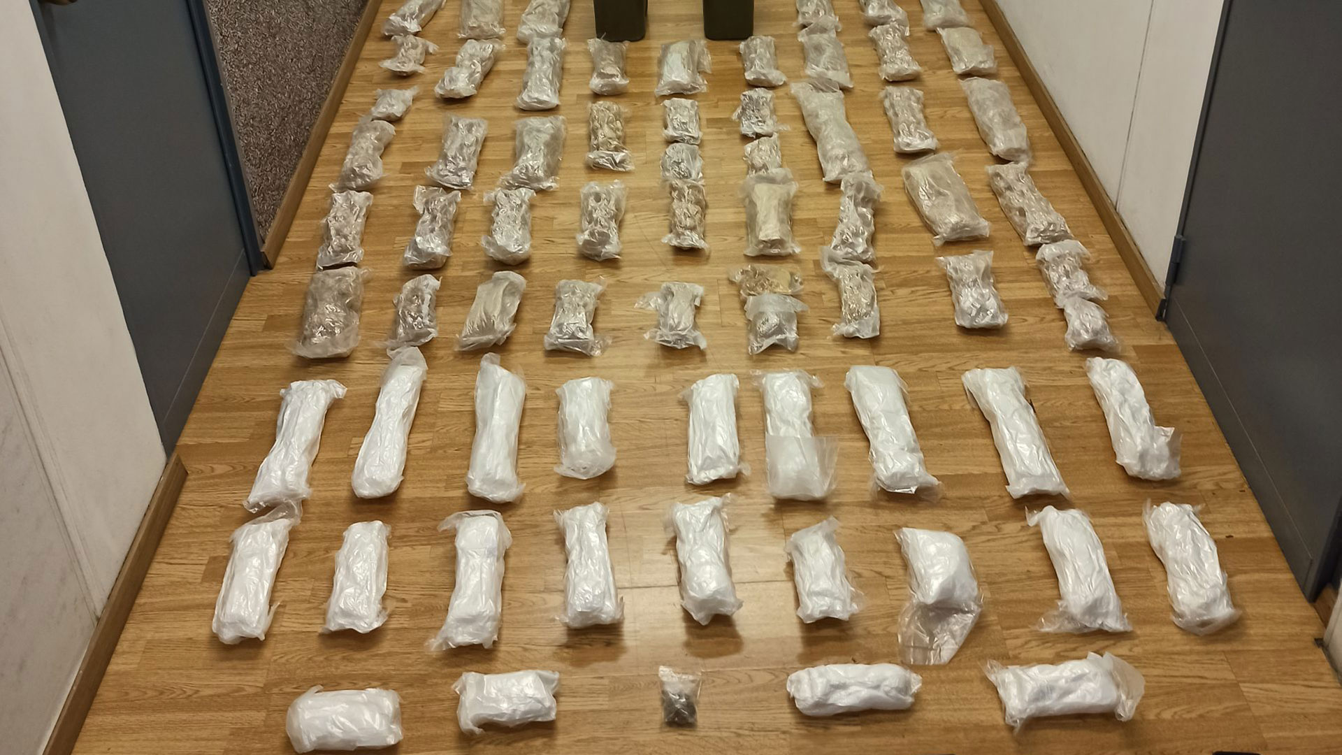 Πώς δρούσε το διεθνές κύκλωμα που μετέφερε ναρκωτικά με γιοτ-1