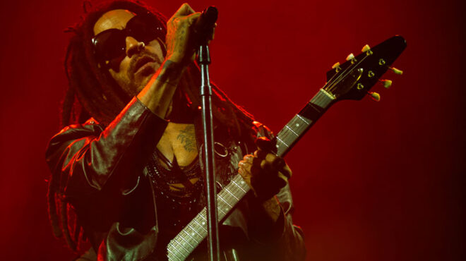 λένι-κράβιτζ-αποθεώθηκε-και-αποθέωσε-563161396