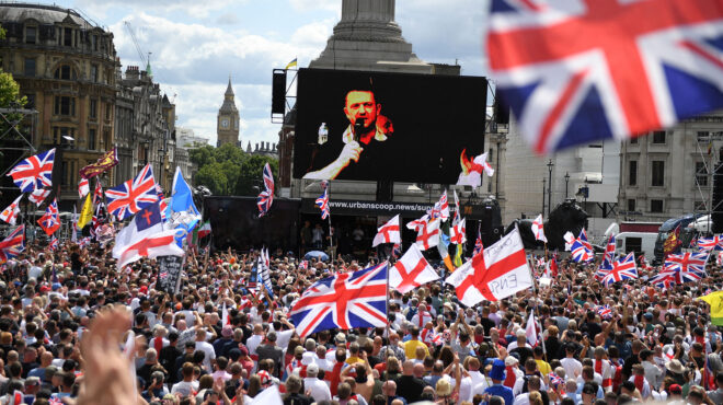 τόμι-ρόμπινσον-στη-φυλακή-ο-ακροδεξιό-563160280