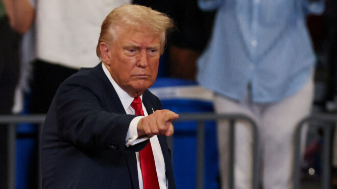 τραμπ-επικίνδυνος-αριστεριστής-εξτ-563161741