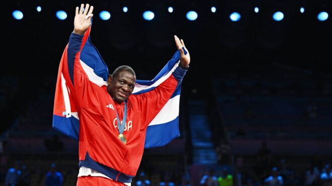 ρέιβεν-σόντερς-από-τις-σκέψεις-για-αυτ-563162941