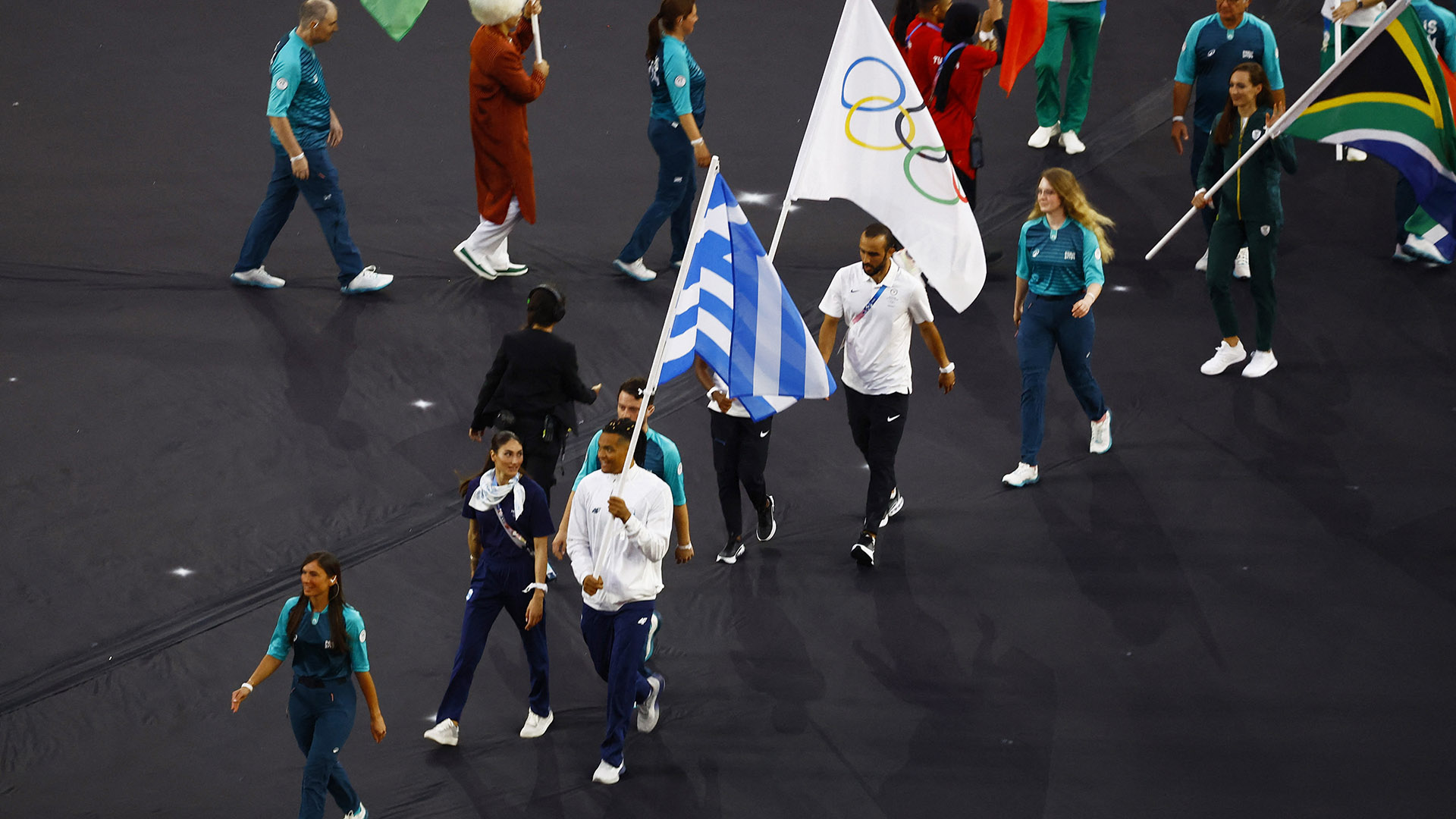 Εσβησε η Φλόγα στην Πόλη του Φωτός – Εικόνες και βίντεο από την τελετή λήξης-1