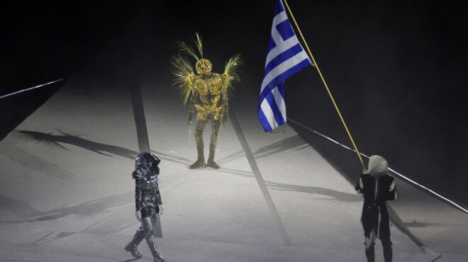 εσβησε-η-φλόγα-στην-πόλη-του-φωτός-ει-563169205