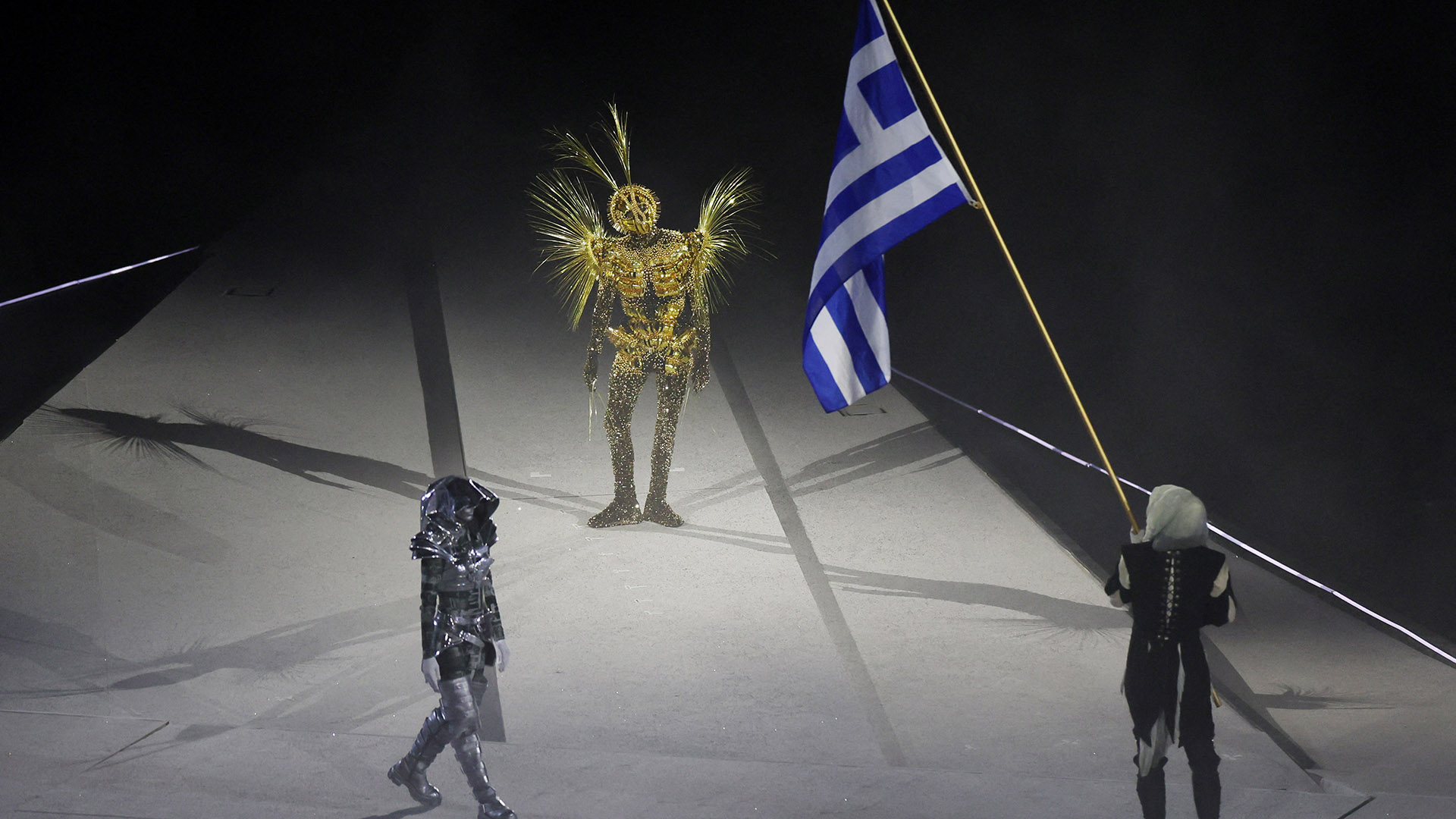 Εσβησε η Φλόγα στην Πόλη του Φωτός – Εικόνες και βίντεο από την τελετή λήξης-6