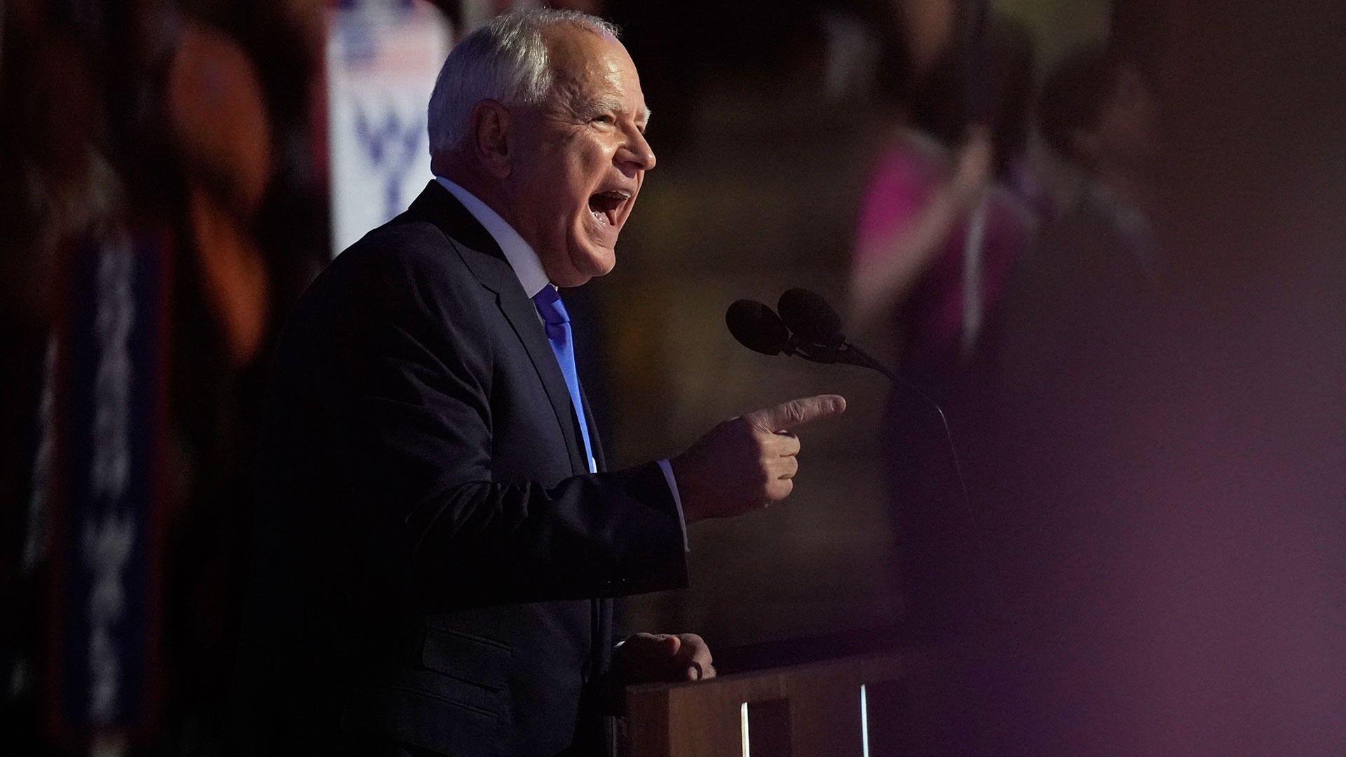 Ξεσήκωσε το συνέδριο ο «κόουτς» Γουόλς: «Θα τα δώσουμε όλα και θα κερδίσουμε»-4