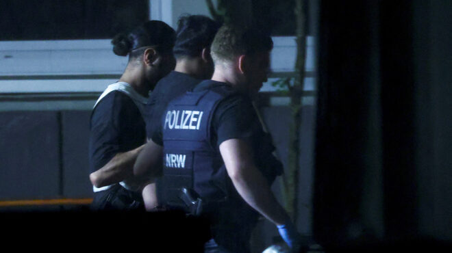 γερμανία-η-αστυνομία-σκότωσε-άνδρα-οπ-563187928