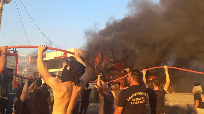 κύμα-αλληλεγγύης-για-τους-πυρόπληκ-563177374