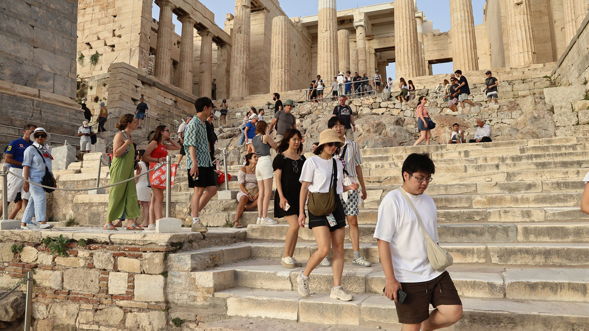 Ακρόπολη: Διαφημιστική καμπάνια για VIP επισκέψεις-1