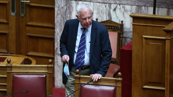 θεωρείο-σενάριο-πικραμμένου-563188198