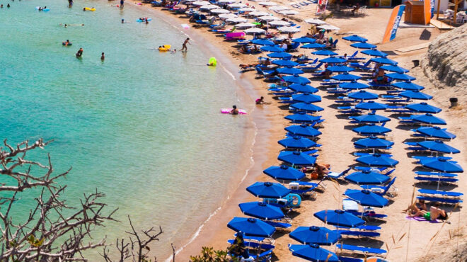 μπαράζ-ελέγχων-στις-παραλίες-563165917