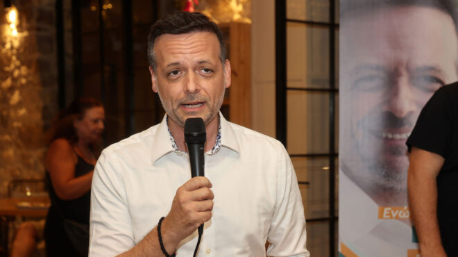 χ-δούκας-η-ενότητα-στο-πασοκ-δε-σημαίν-563187955