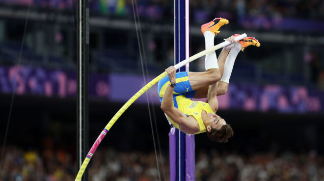 ισχυρή-ώθηση-στην-οικονομία-της-γαλλί-563177359