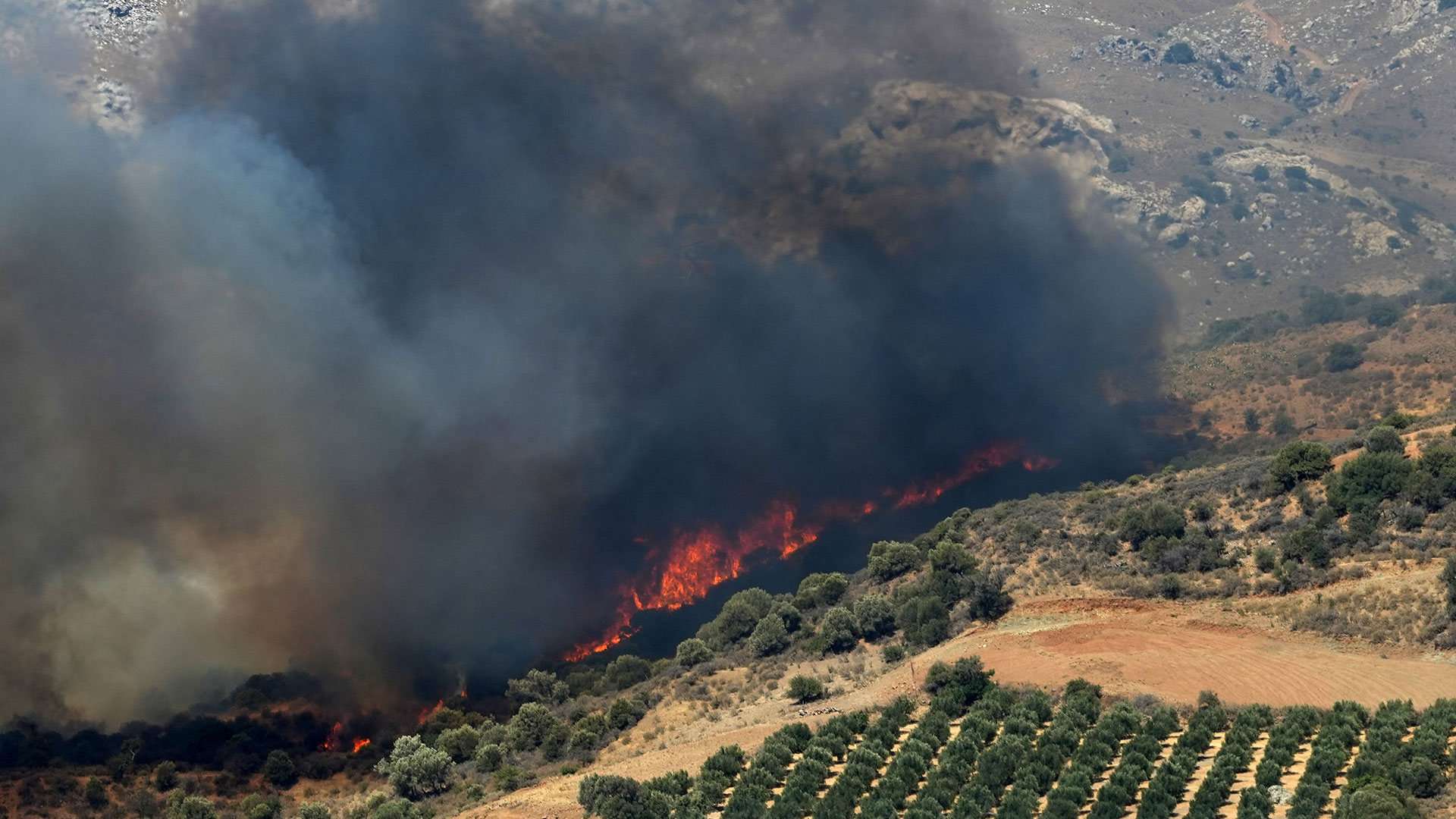 Ρέθυμνο: Δεύτερο βράδυ μάχης με τις φλόγες-4