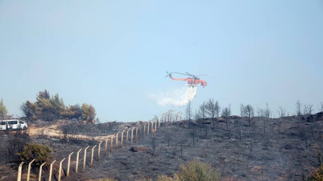 πυρκαγιές-τα-πλοία-θα-δένουν-στο-λιμάν-563169547