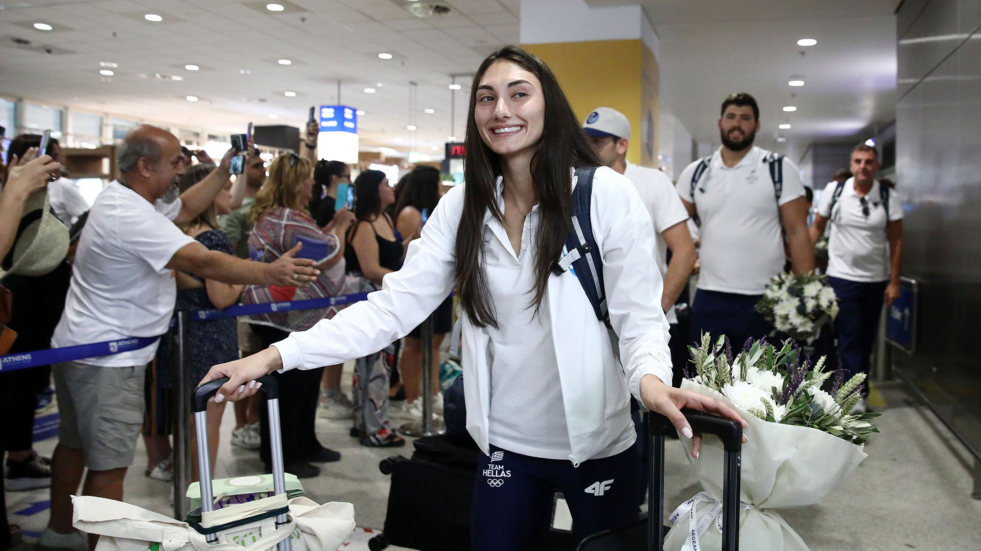 Ολυμπιακοί Αγώνες: «Κλικ» από την άφιξη της ελληνικής αποστολής-9