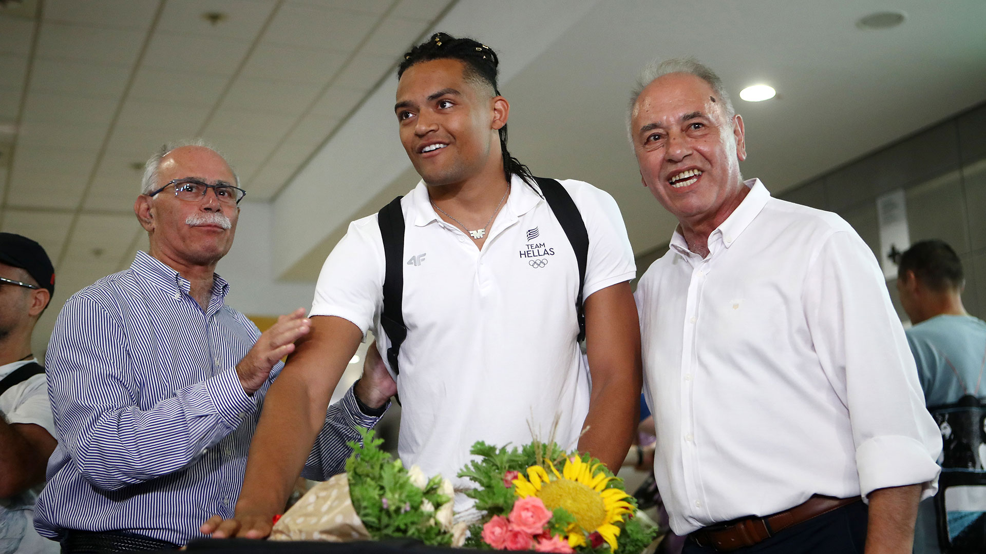 Ολυμπιακοί Αγώνες: «Κλικ» από την άφιξη της ελληνικής αποστολής-3