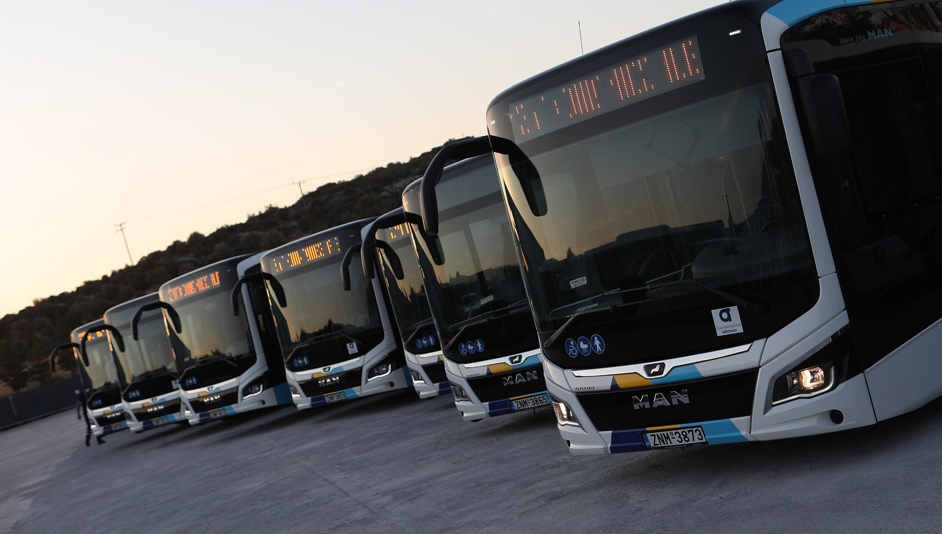 Στους δρόμους από σήμερα 30 νέα αστικά λεωφορεία – Μητσοτάκης: «Επενδύουμε συστηματικά στα ΜΜΜ»-2