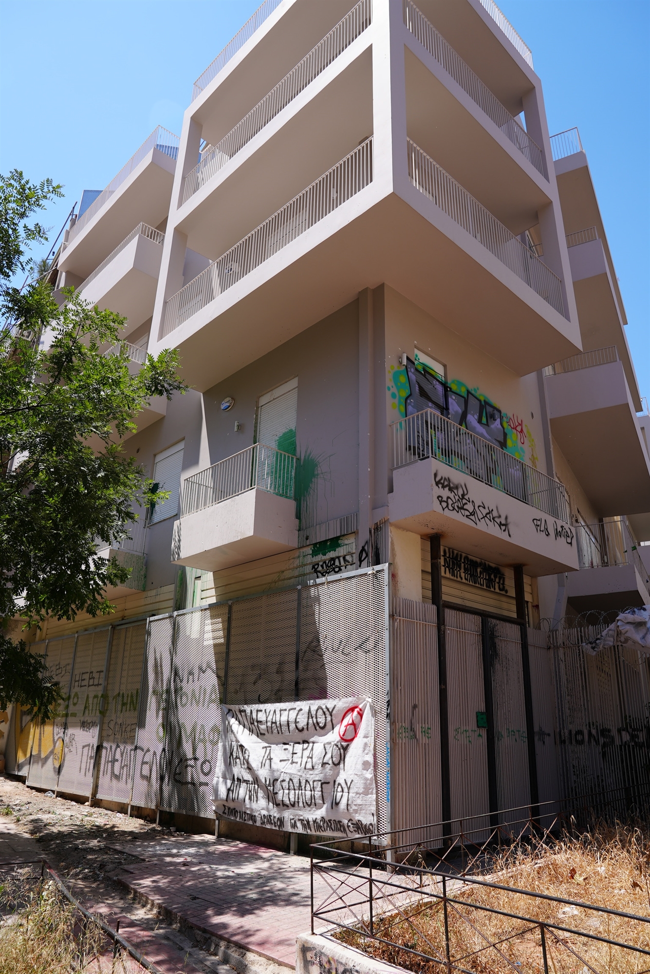 Εξάρχεια: Επενδυτές στο άβατο-2