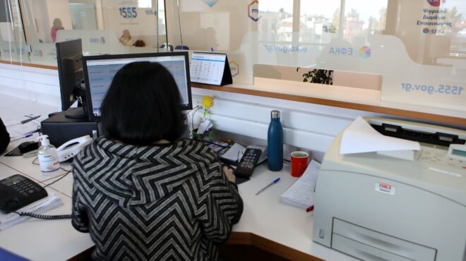 στη-σύνταξη-με-ευνοϊκούς-όρους-για-ασφ-563174350