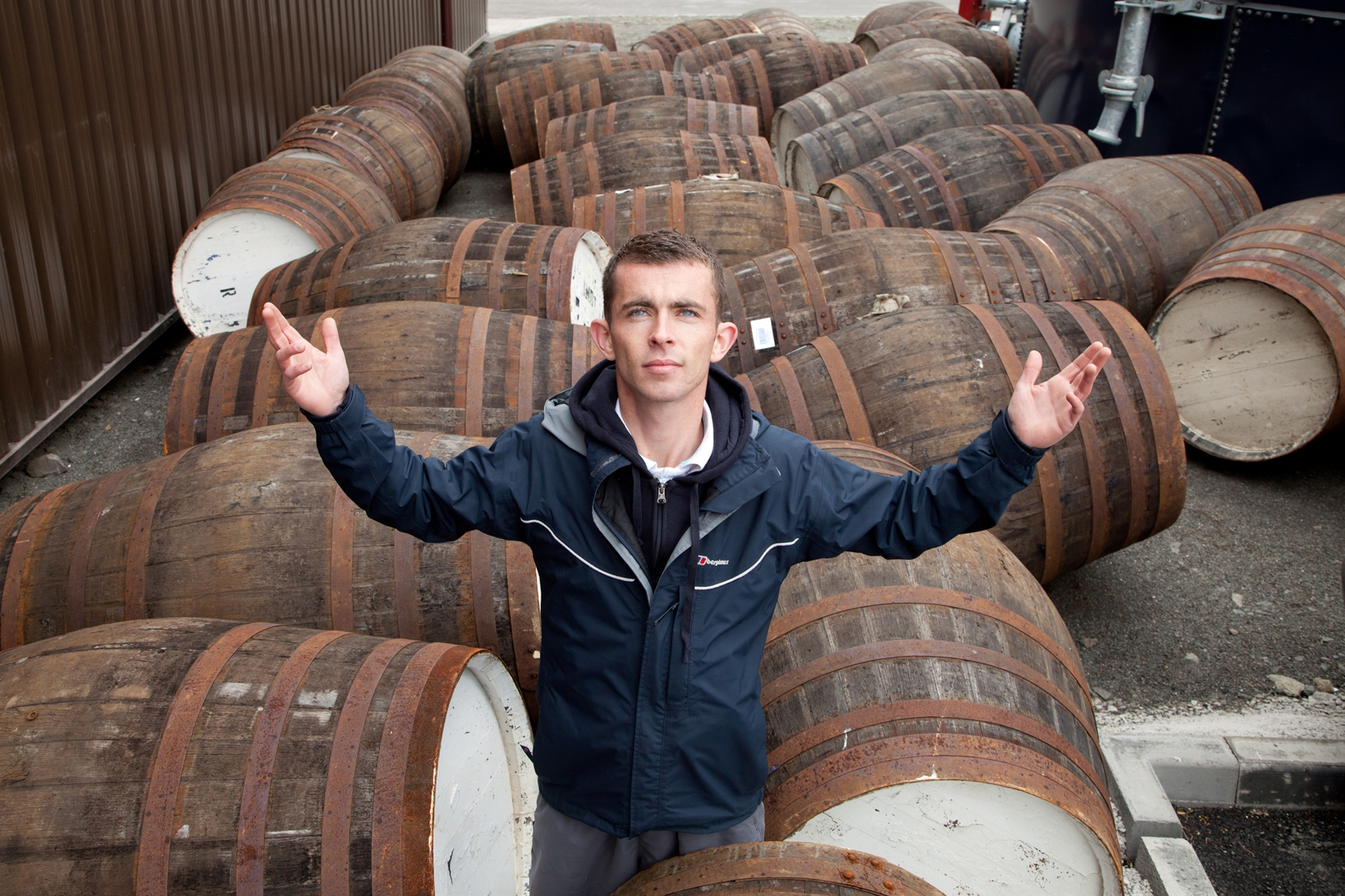 Αιρετική κωμωδία και διασκεδαστικός Κεν Λόουτς-1