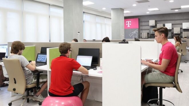 eνισχύθηκε-η-deutsche-telekom-cloud-services-563191177