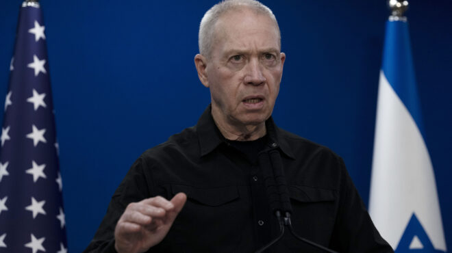 ισραηλινός-υπαμ-το-κέντρο-βάρους-με-563180914