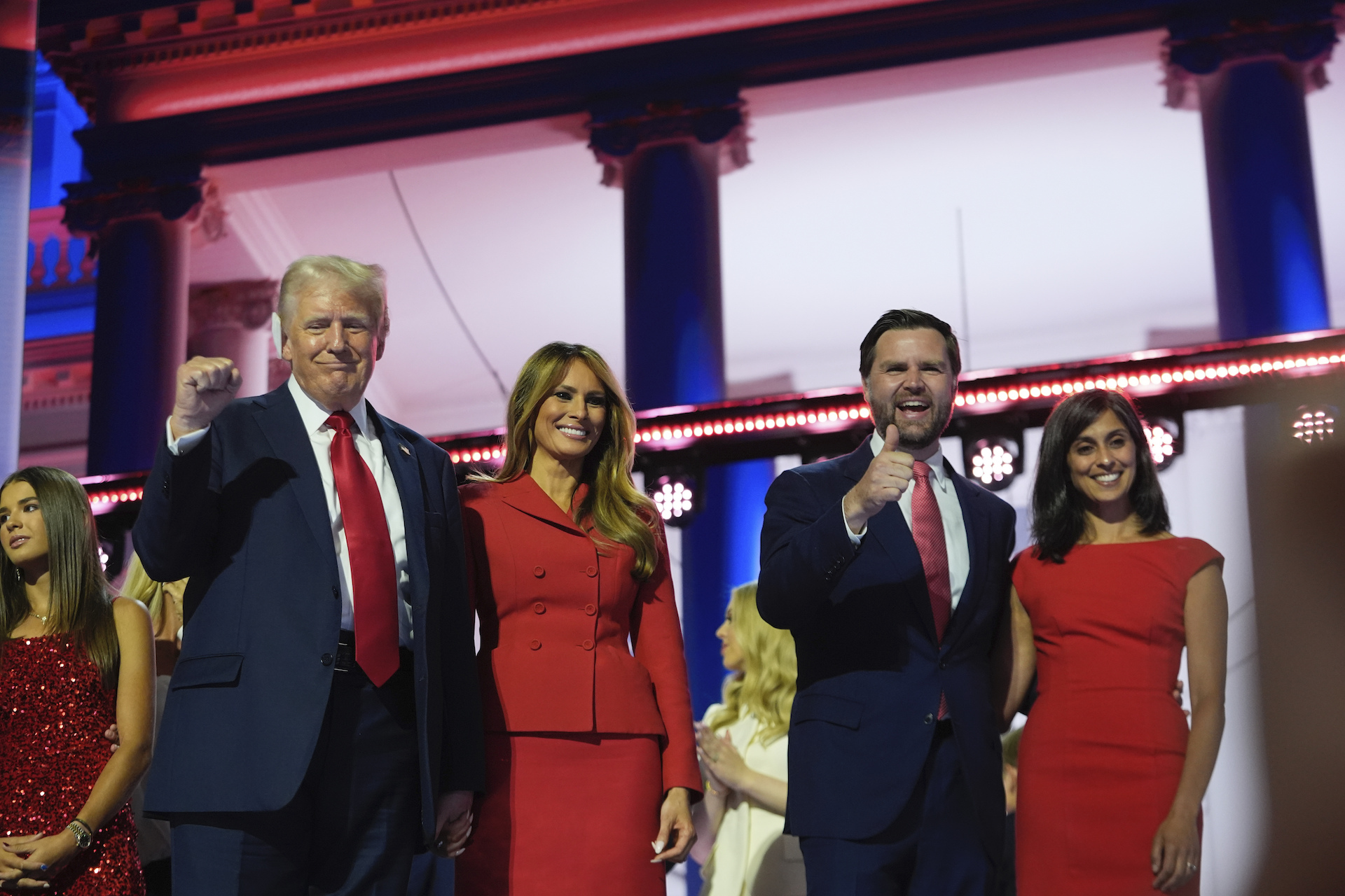 «Πανηγυρικό» κλίμα στο συνέδριο, αλλά τώρα αρχίζουν τα δύσκολα για τη Χάρις-3