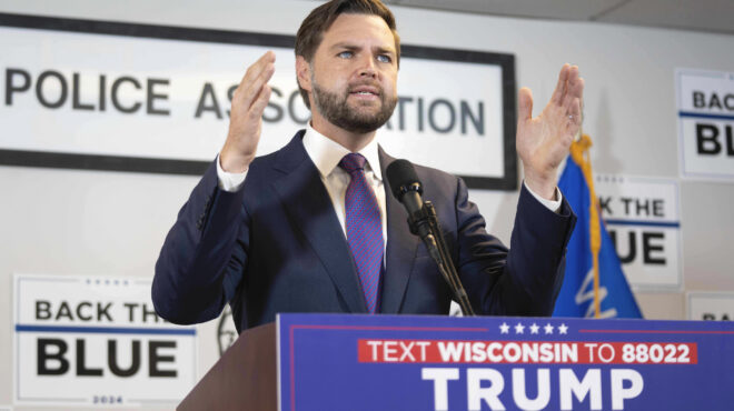 χάρις-τραμπ-σκληρή-μάχη-σε-τρεις-κρί-563178820