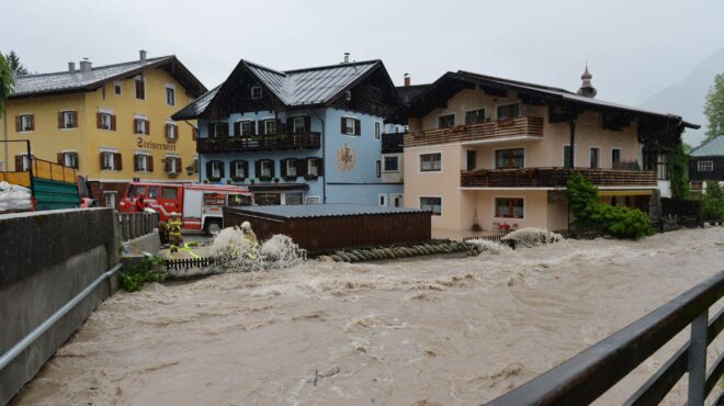 αυστρία-πλημμύρες-από-τις-καταρρακτώ-563178214