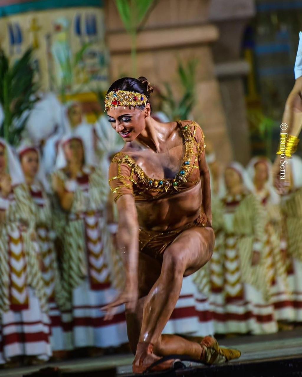 «Είναι κάτι μαγικό, μόνο αν ανέβεις στη σκηνή μπορείς να το καταλάβεις»-1