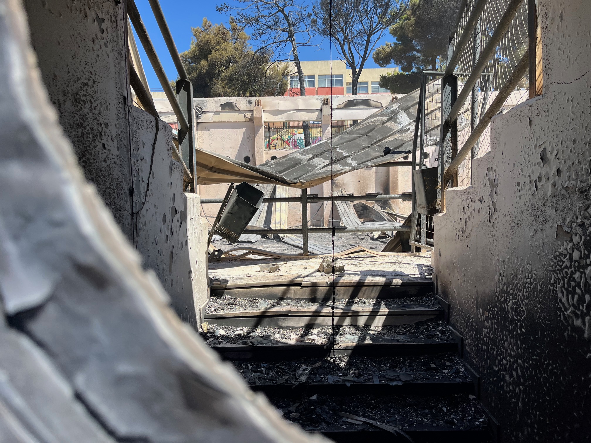 «Είδαμε όλες τις αναμνήσεις να γίνονται στάχτες»-1