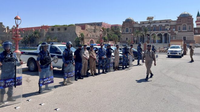 λιβύη-διαφυγή-των-κεντρικών-τραπεζιτ-563194942